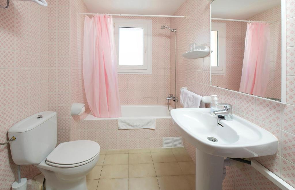 Apartamentos Jovial San Antonio  Cameră foto