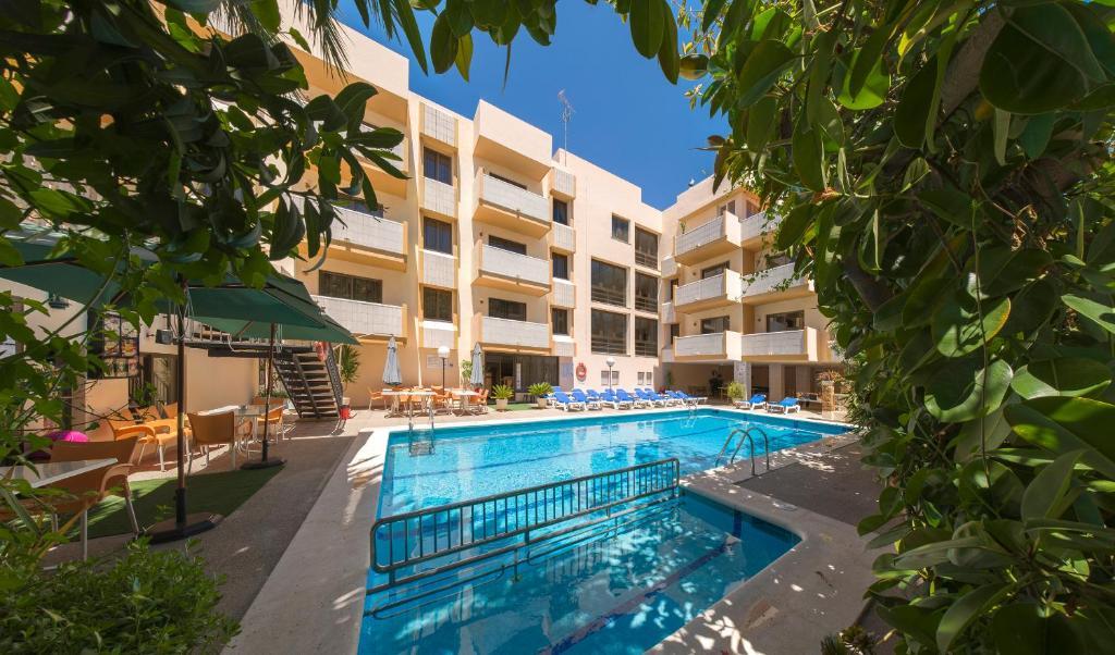 Apartamentos Jovial San Antonio  Exterior foto