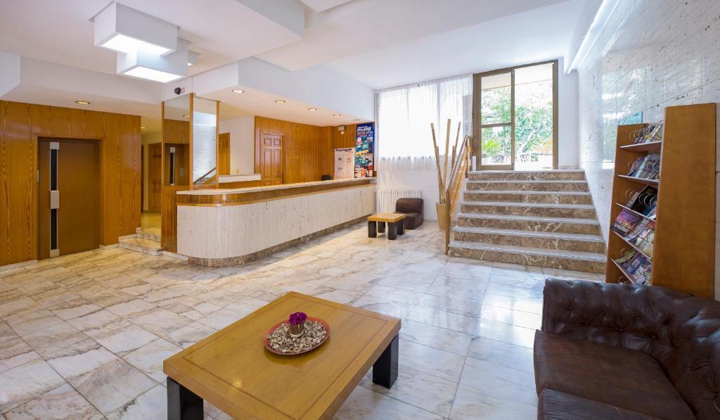 Apartamentos Jovial San Antonio  Exterior foto